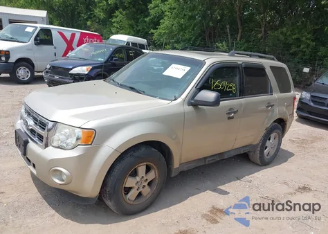 2010 Ford Escape Xlt from USA, damaged, VIN 1FMCU9D71AKA94985